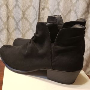 Womens black ankle boots